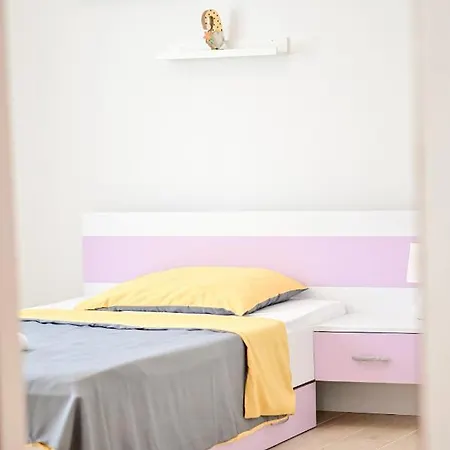Casa de Férias Kuca Za Odmor,tedi Sukošan
